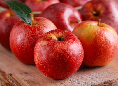 Kiedy należy zdecydować się na zbiór jabłek?
